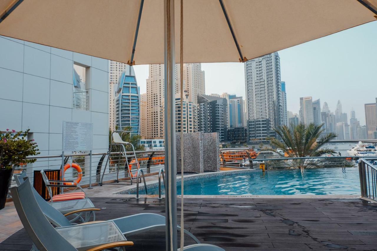 Signature Hotel Apartments And Spa Dubái Exterior foto